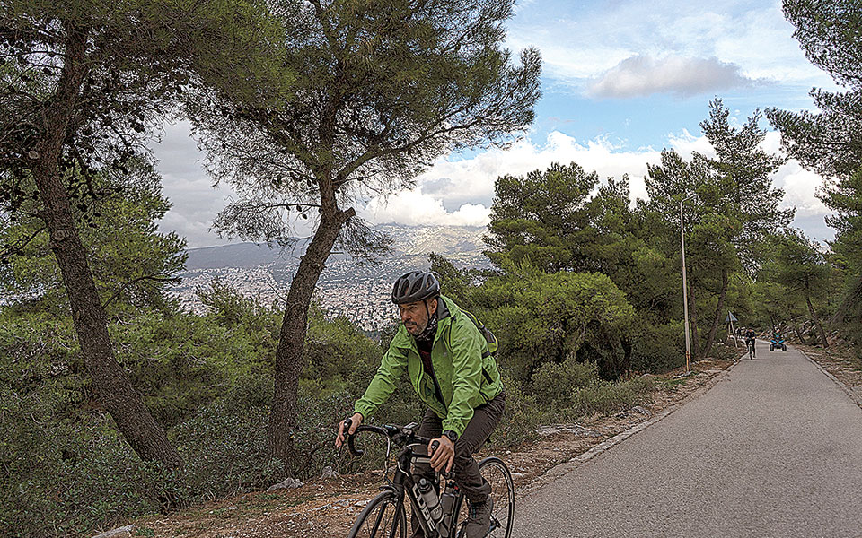 Υμηττός: Ημερήσια εκδρομή με εντυπωσιακή θέα-2