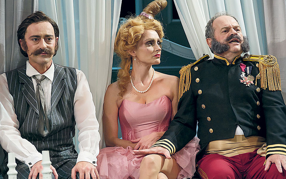 εκτακτωσπροτάσεις-για-τις-μέρες-του-lockdown-561176740