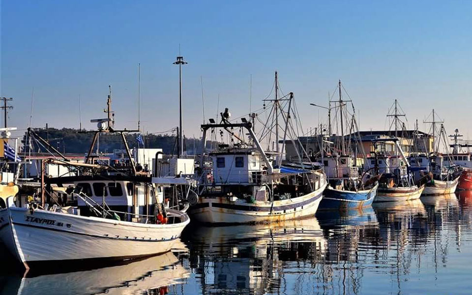 ωμές-παραβιάσεις-και-σε-ψαρότοπους-561148303