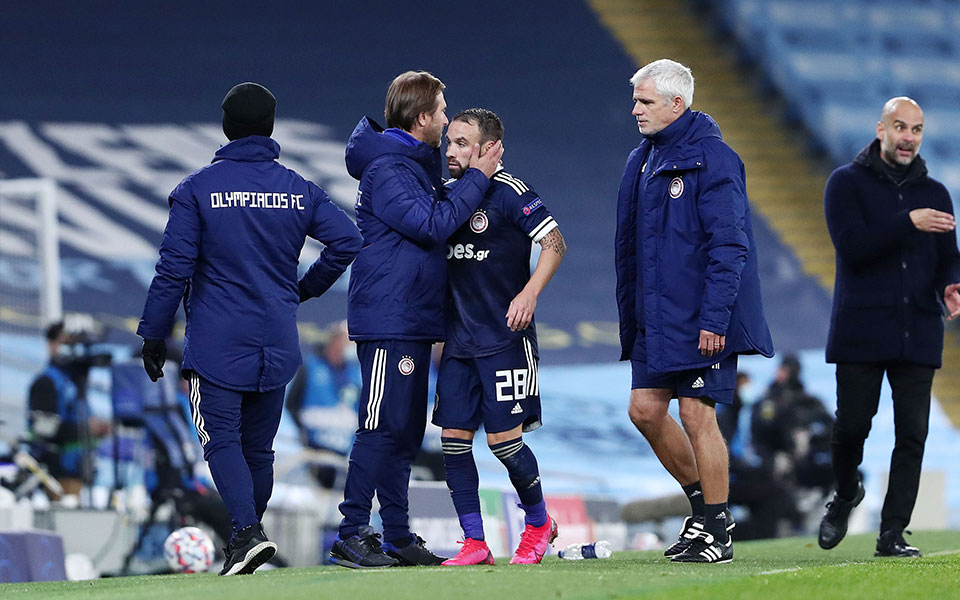 διακοπή-και-βελτιώσεις-στους-ερυθρό-561144916