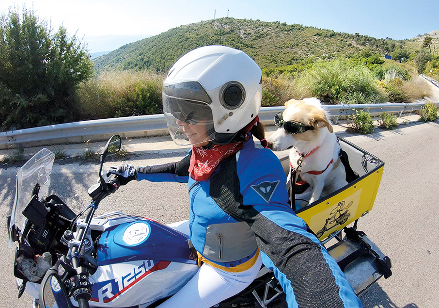 Περιπέτειες σε δύο τροχούς-9