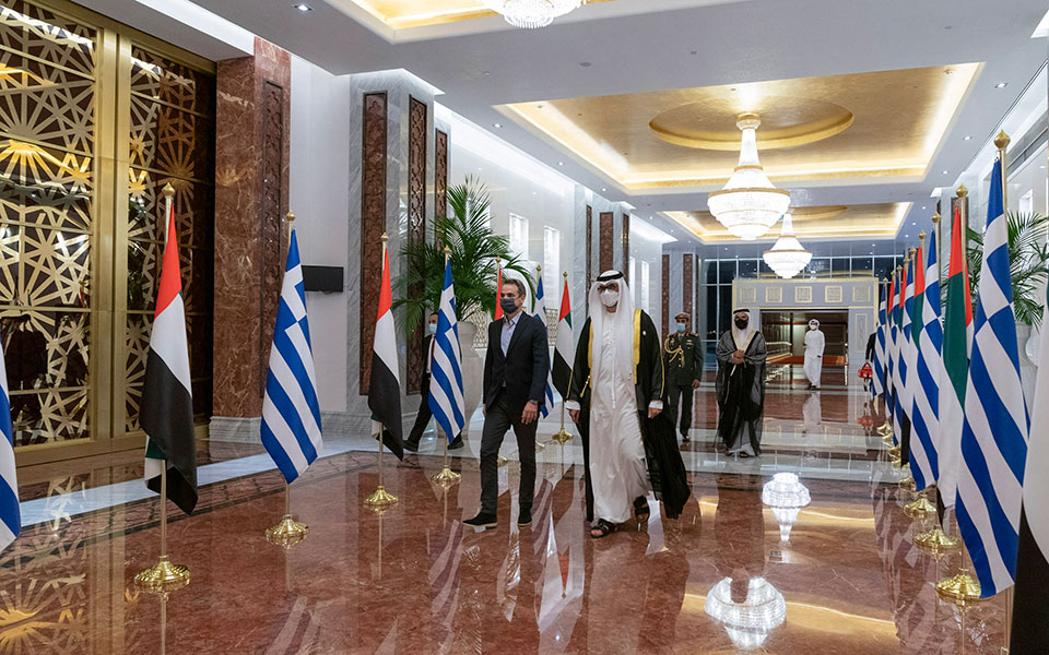 Ατζέντα με ασφάλεια και επενδύσεις στο Άμπου Ντάμπι-1