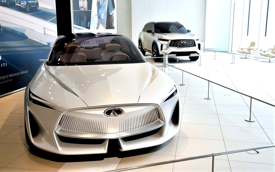 infiniti-lounge-ένας-νέος-εκθεσιακός-χώρος-για-την-561145303