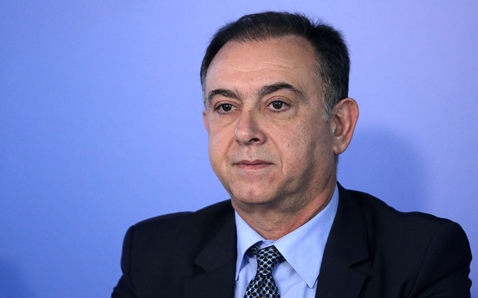 ο-βουλευτής-χρ-κέλλας-θέτει-εαυτόν-στη-561170626