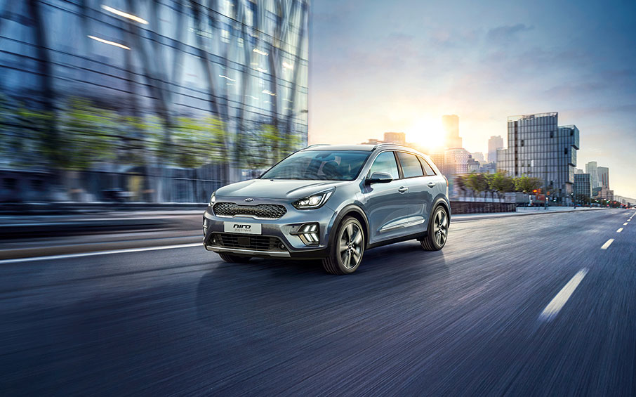 Όλα τα υβριδικά στην πρίζα!-6