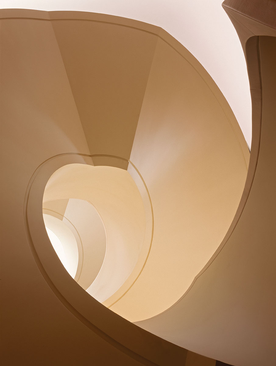 Σκηνογραφώντας την πολυτέλεια-3