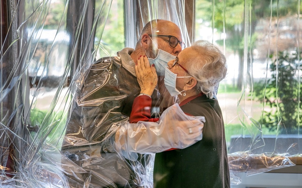 δωμάτια-για-ασφαλείς-αγκαλιές-στη-βόρ-561155959