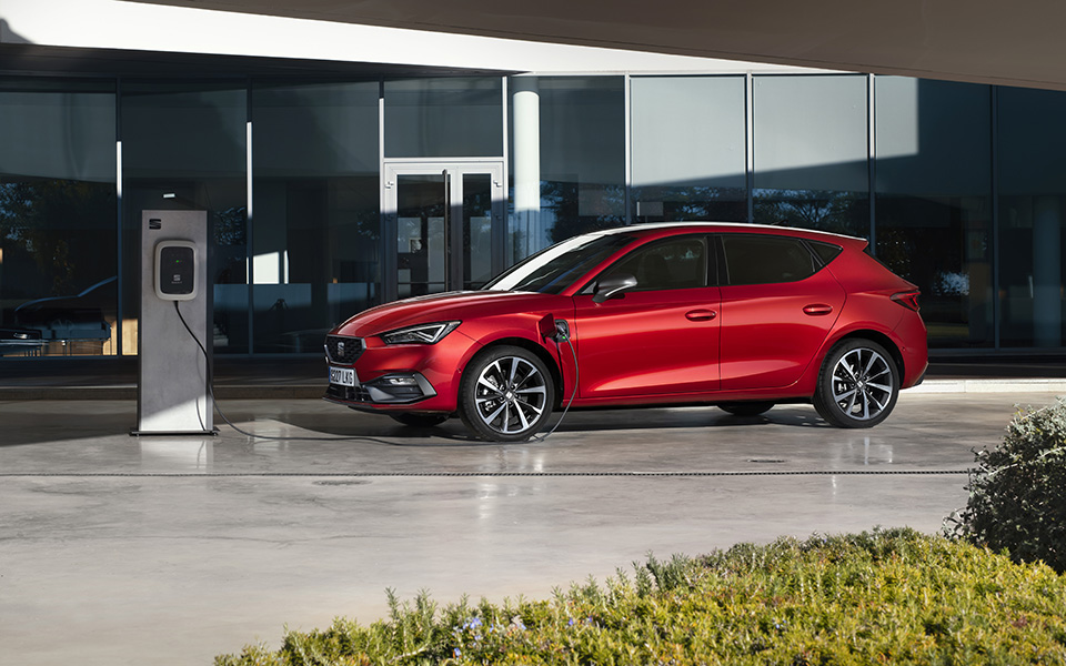Νέο SEAT Leon e-Hybrid – Με 204 ίππους-2