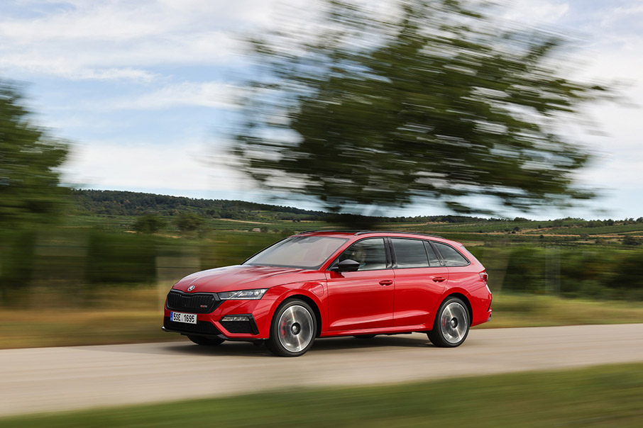 Η νέα SKODA OCTAVIA iV άμεσα διαθέσιμη στην Ελλάδα-4