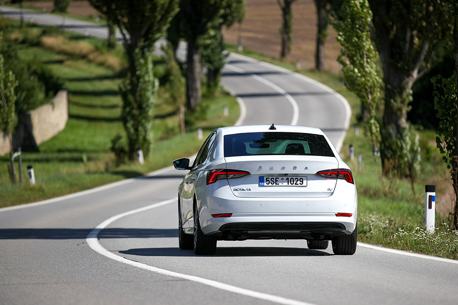 Η νέα SKODA OCTAVIA iV άμεσα διαθέσιμη στην Ελλάδα-3
