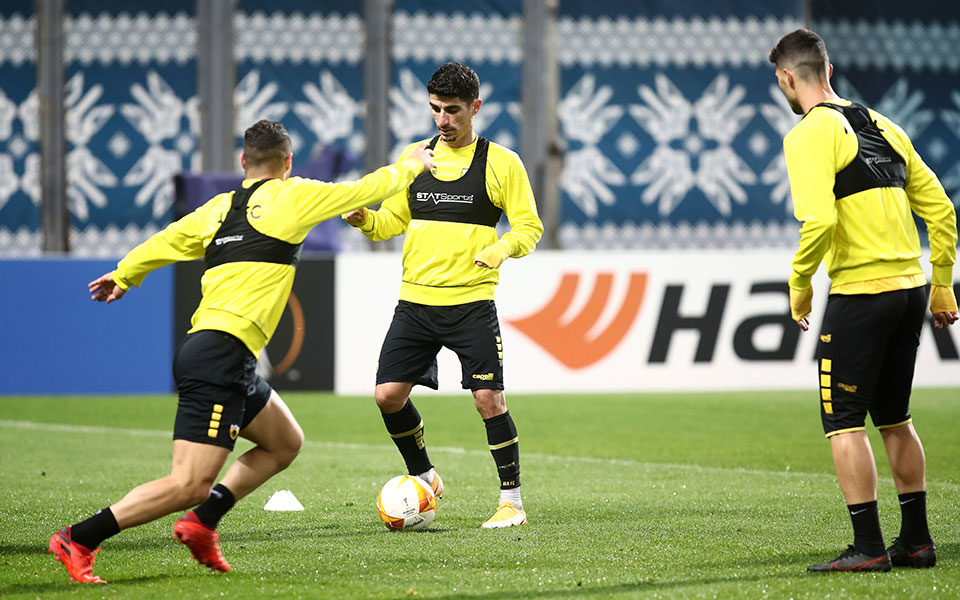 εξι-νέα-κρούσματα-κορωνοϊού-στην-αεκ-561150847