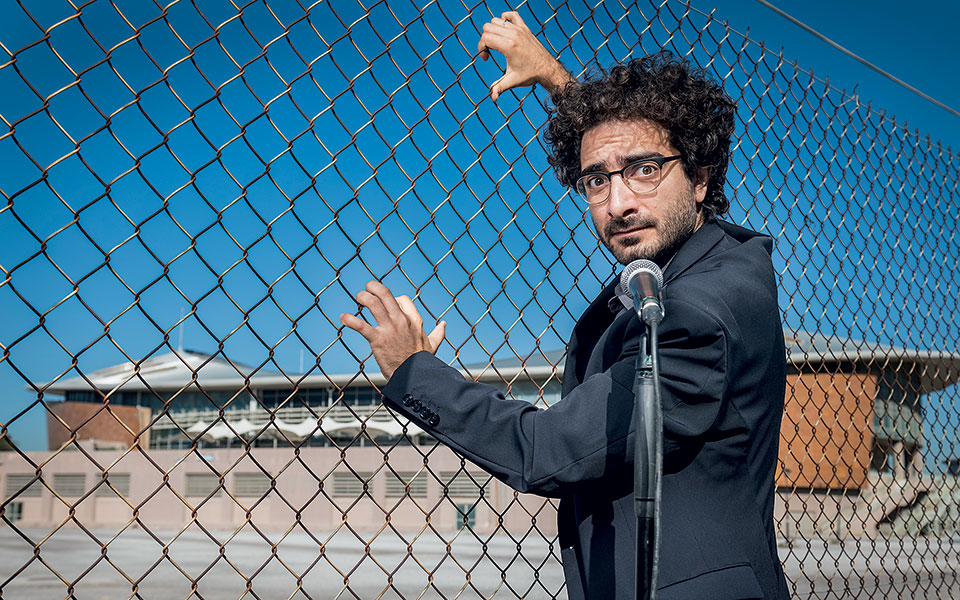 Λάμπρος Φισφής: Πανδημία, ώρα για κωμωδία!-1