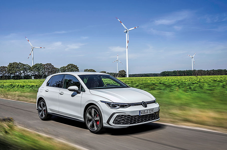 Όλα τα υβριδικά στην πρίζα!-16