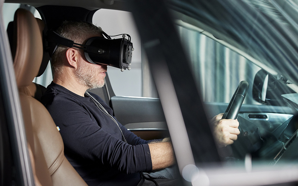 ο-απόλυτος-εξομοιωτής-οδήγησης-της-v-561170419