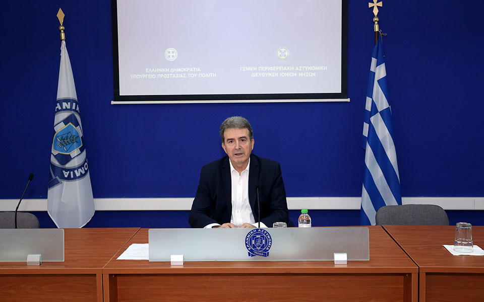 μ-χρυσοχοΐδης-δεν-θα-γίνει-πορεία-για-561156661