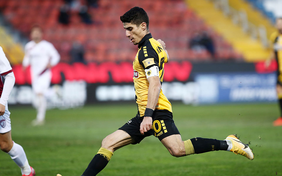 τέσσερα-γκολ-η-αεκ-απέναντι-στην-αελ-561169045