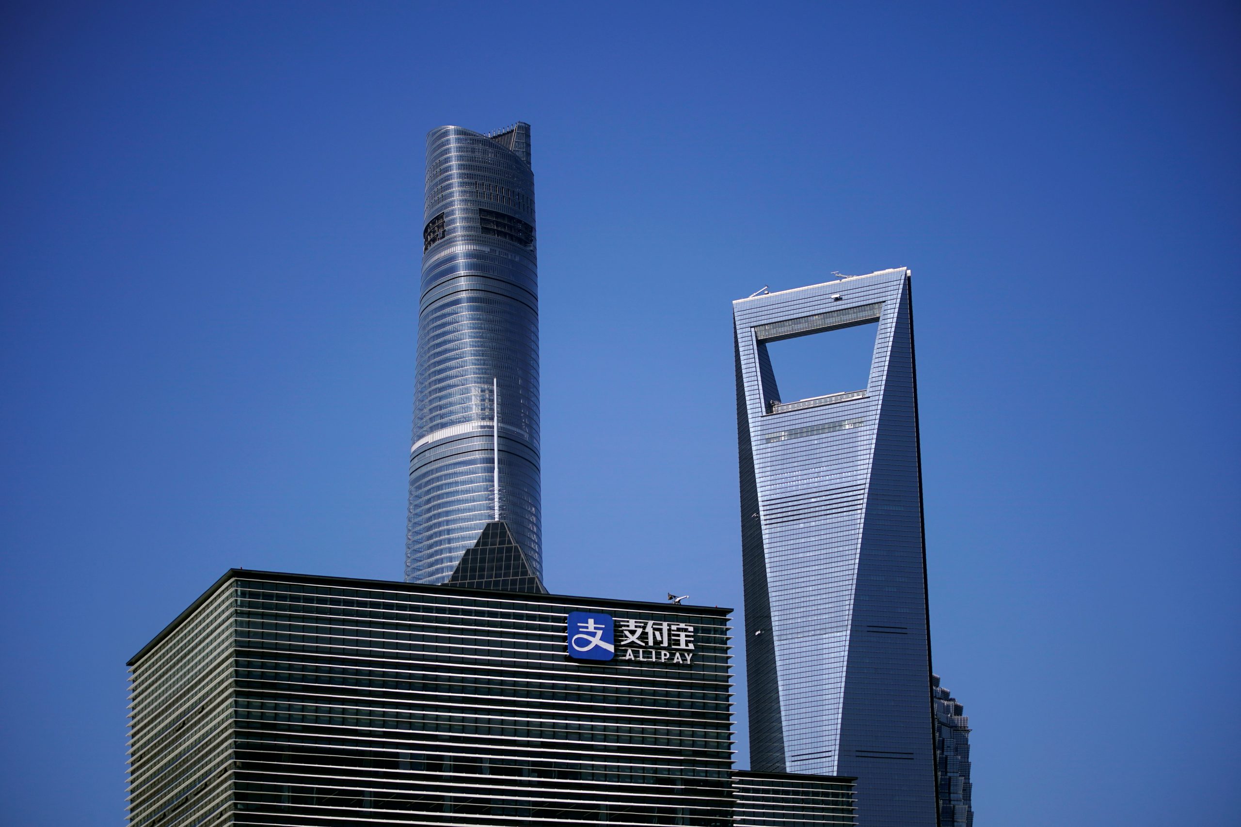 αλά-αμερικανικά-το-πλαίσιο-ελέγχου-561156430