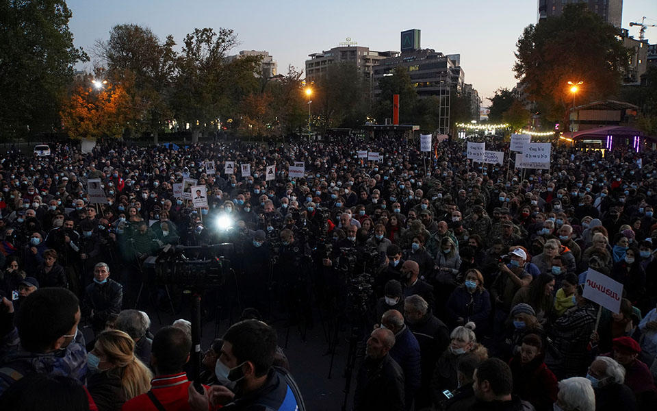 αρμενία-αποφασισμένος-να-μην-παραιτη-561162913