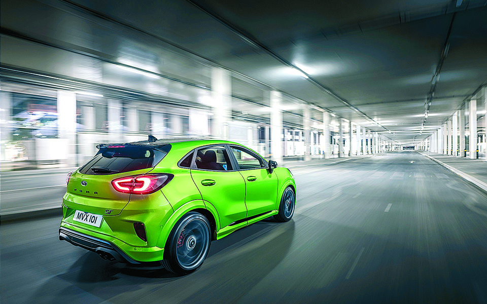 εκρηκτικό-crossover-200-ίππων-561158755