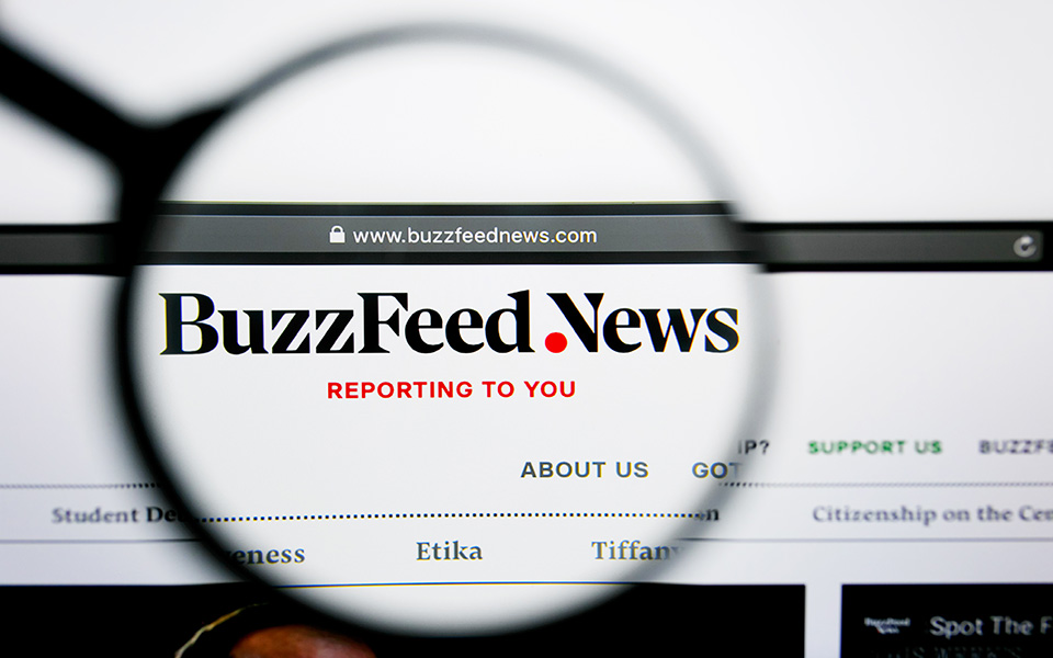 το-buzzfeed-εξαγοράζει-το-huffpost-561166561