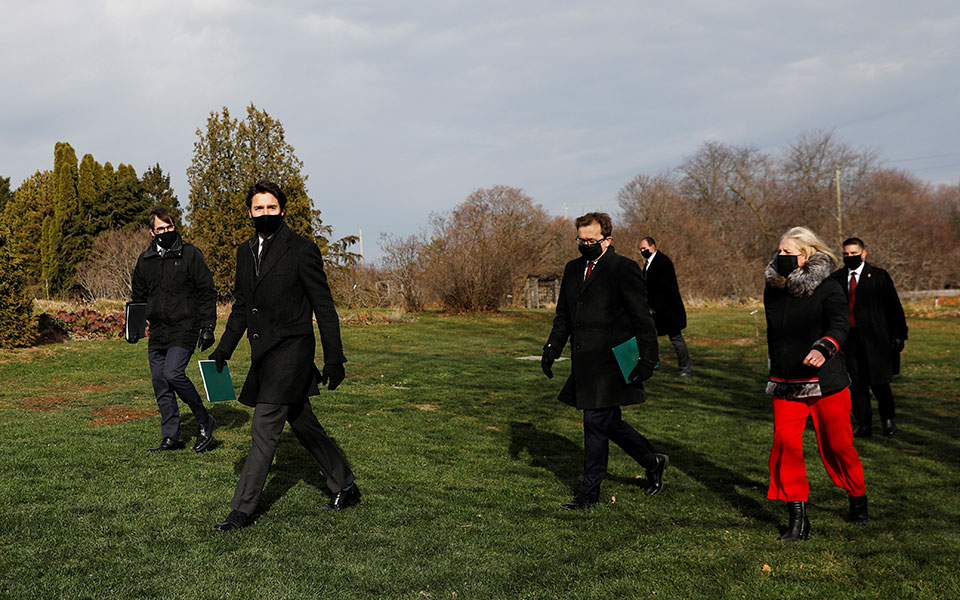 καναδάς-20-000-60-000-νέα-κρούσματα-covid-19-την-ημέρα-έ-561167227