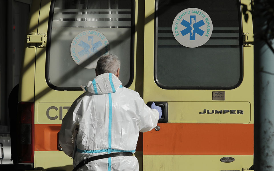 Γιατί ανησυχεί τους ειδικούς το τρίτο κύμα της πανδημίας-1