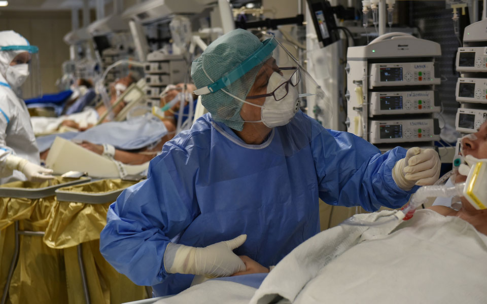 Η μάχη των ΜΕΘ στη Θεσσαλονίκη-8