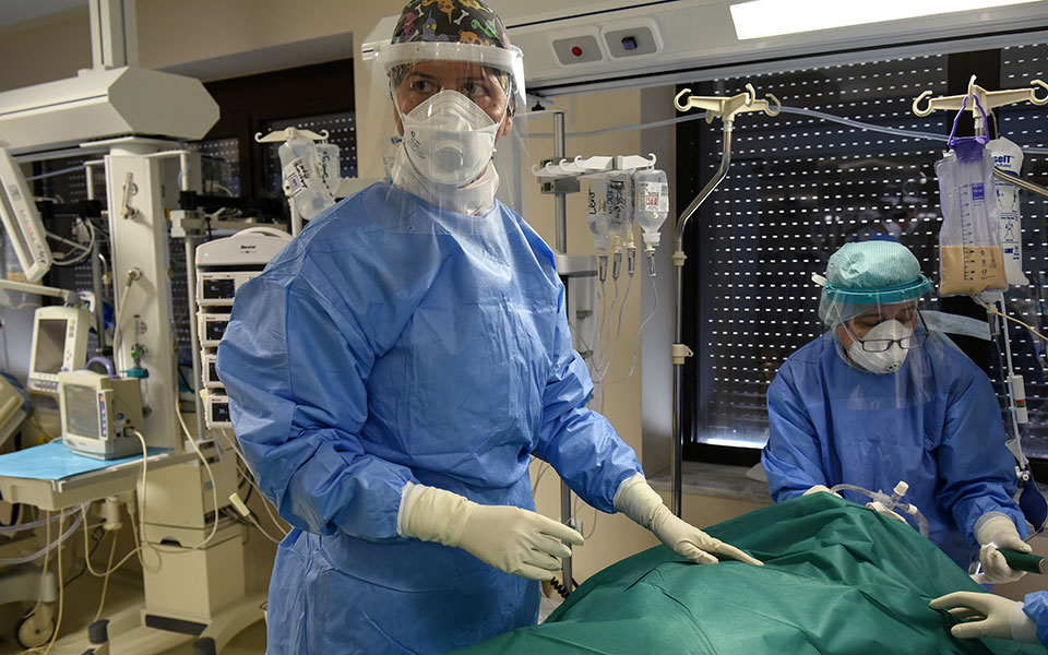 Η μάχη των ΜΕΘ στη Θεσσαλονίκη-3