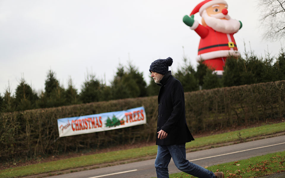 Καμπανάκι Κομισιόν ενόψει Χριστουγέννων και τρίτου κύματος-2