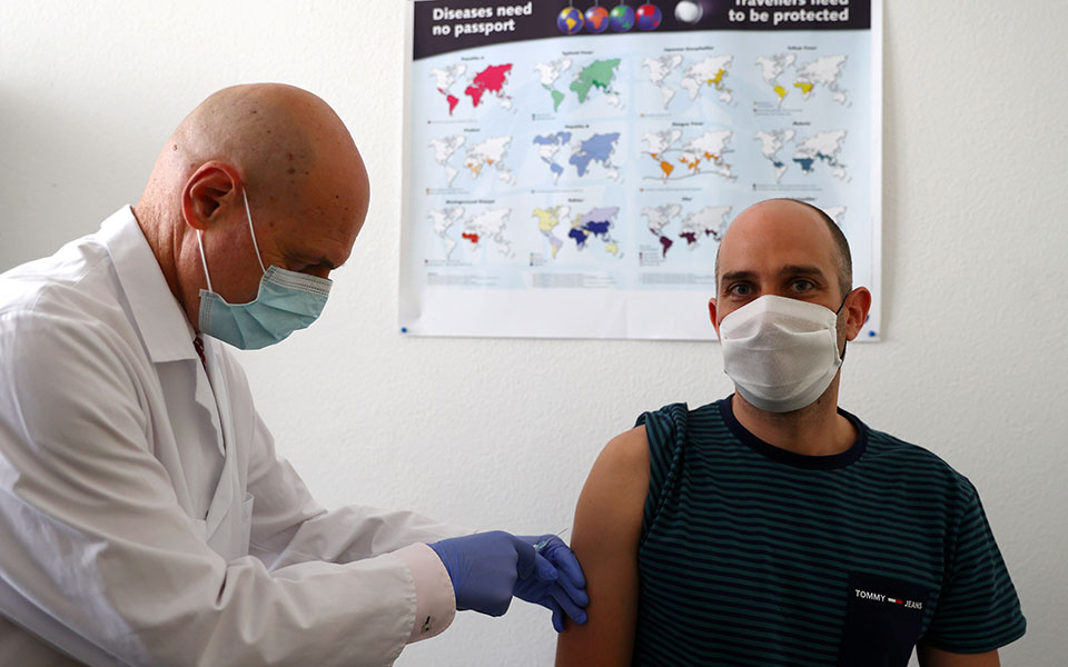 ee-αγοράζει-300-εκατ-δόσεις-του-εμβολίου-τη-561151942