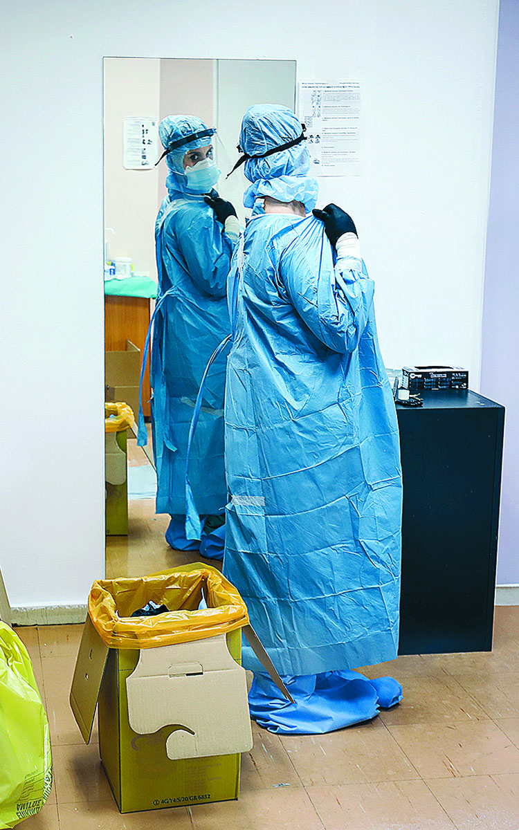 «Βάπτισμα του πυρός» στο μέτωπο της πανδημίας-2