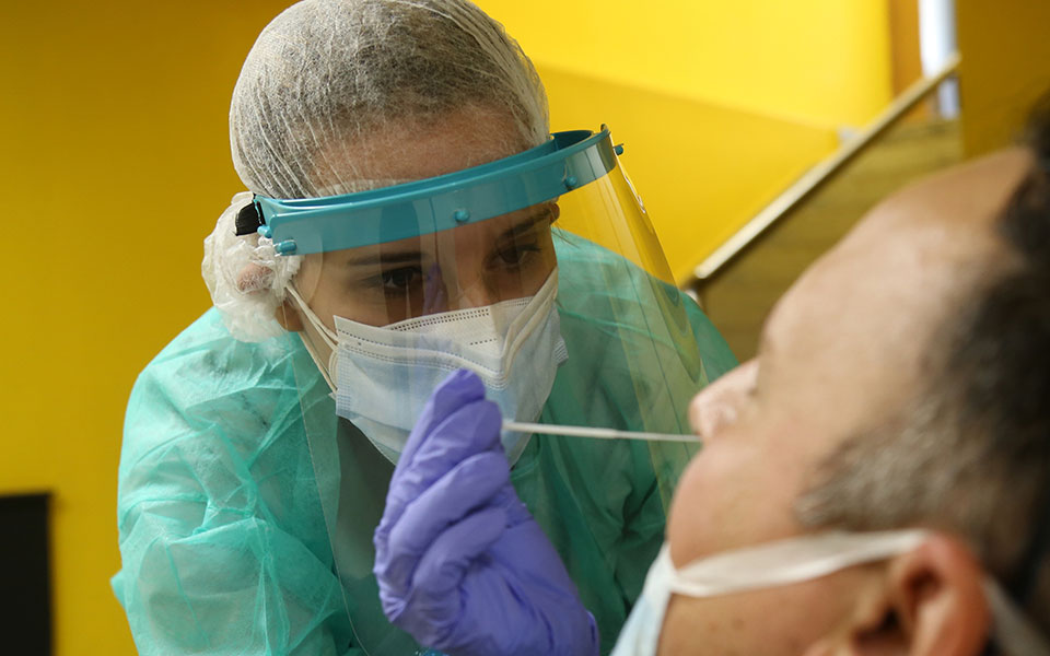 562-κρούσματα-στη-θεσσαλονίκη-408-στην-αττι-561174823