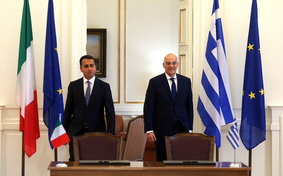 επικοινωνία-δένδια-ντι-μάιο-για-λιβύ-561176089