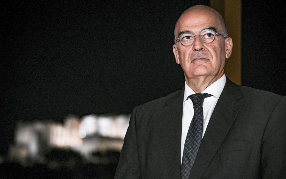 ν-δένδιας-στο-bloomberg-η-ευρώπη-να-θέσει-όρια-σ-561175939