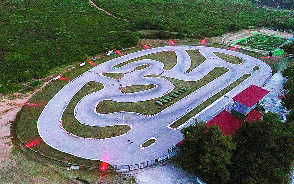 Αγγλικά, όρεξη για δουλειά, πτυχίο για drone έχετε;-1