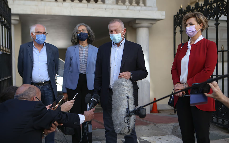 Κ. Σακελλαροπούλου: Οι πολιτικές δυνάμεις να επιδείξουν πνεύμα συνεννόησης-1