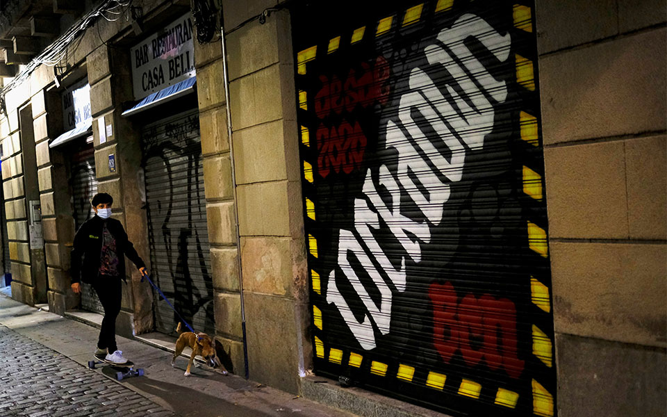 cdc-αναθεωρημένες-οδηγίες-για-τη-χρήση-μ-561155896