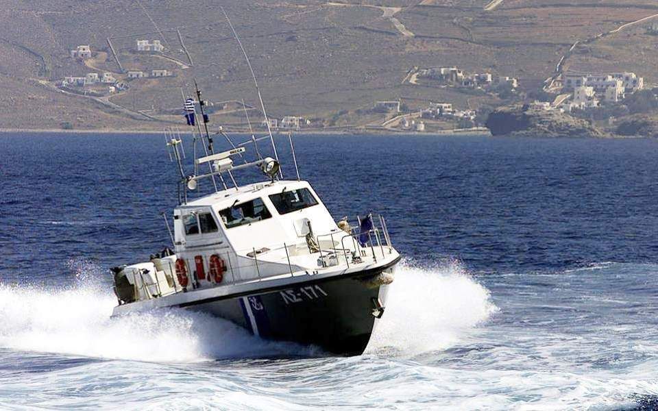 πυρκαγιά-σε-τουριστικό-σκάφος-561139954