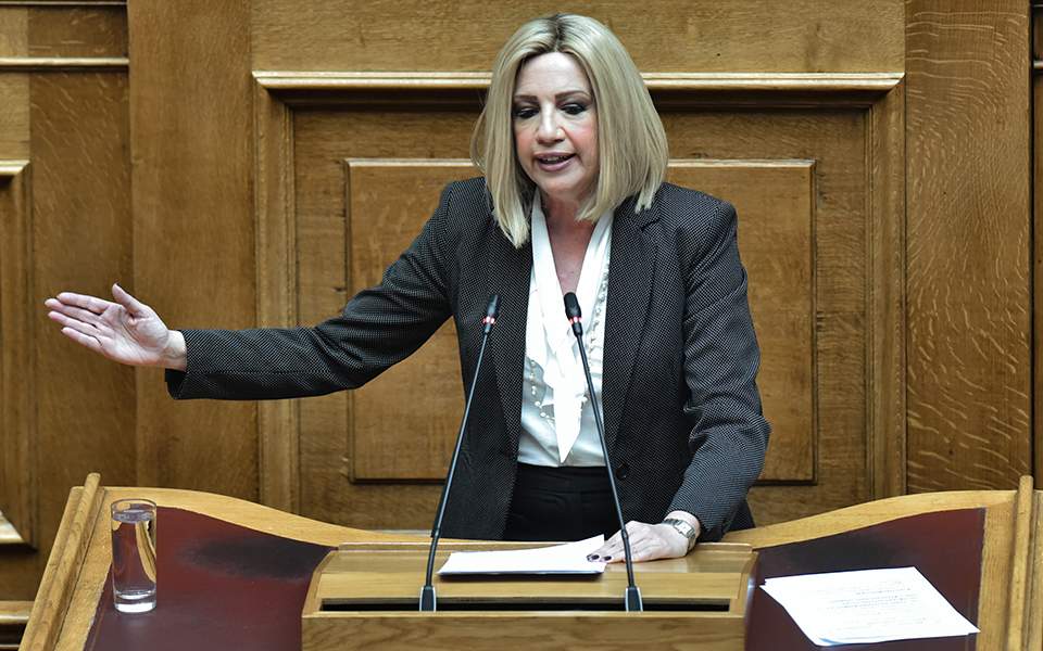 αποστάσεις-του-κιναλ-από-τα-δύο-στρατ-561160741