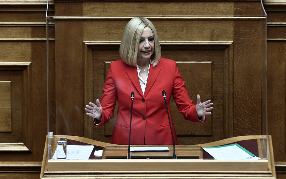 κιναλ-προσχηματικό-το-κάλεσμα-του-πρω-561160072