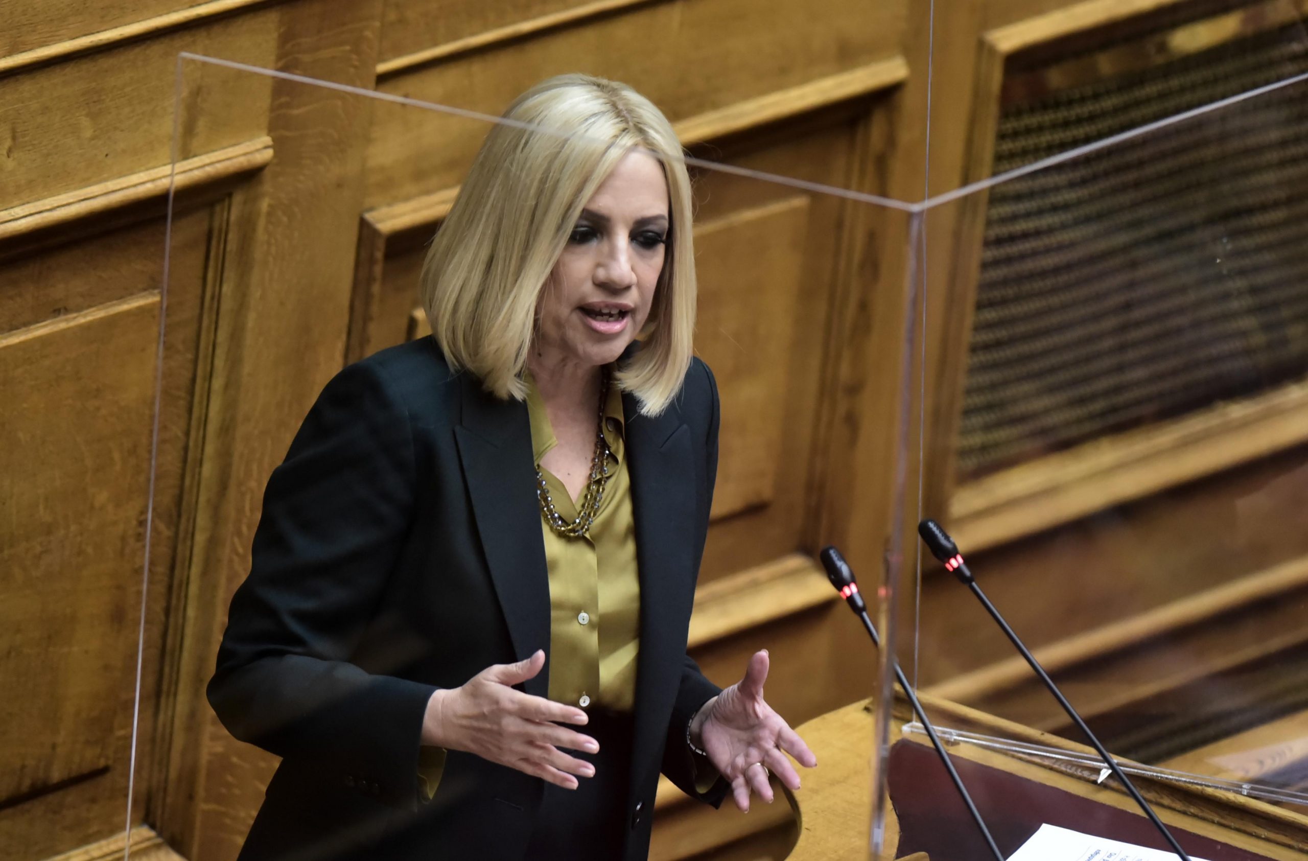 φ-γεννηματά-το-πολυτεχνείο-είναι-εδώ-561161107