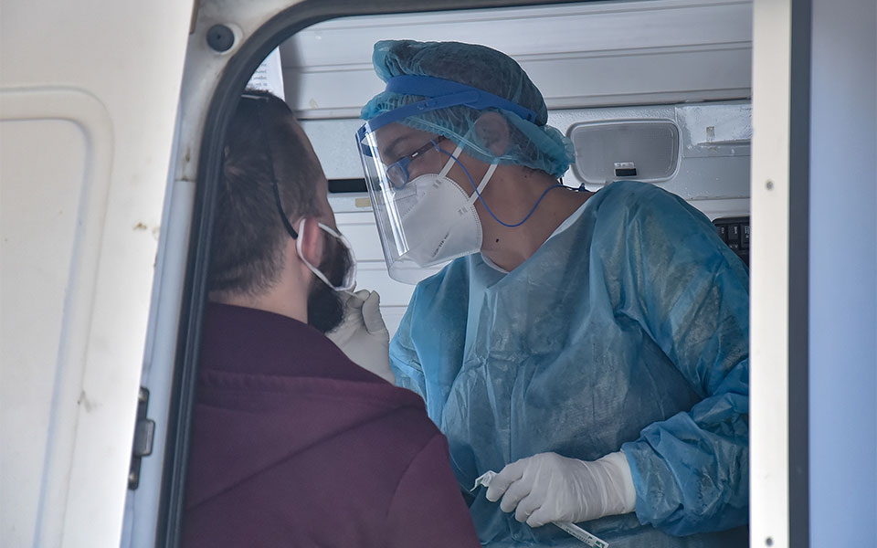 χ-γώγος-κοντά-σε-lockdown-η-αττική-561141475