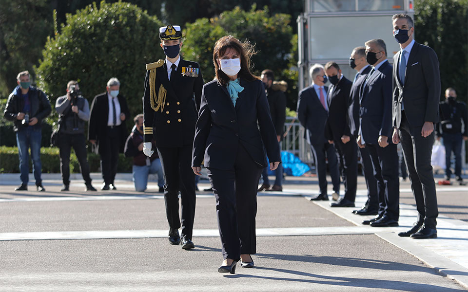 κ-σακελλαροπούλου-ο-αγώνας-των-ενόπλω-561167887