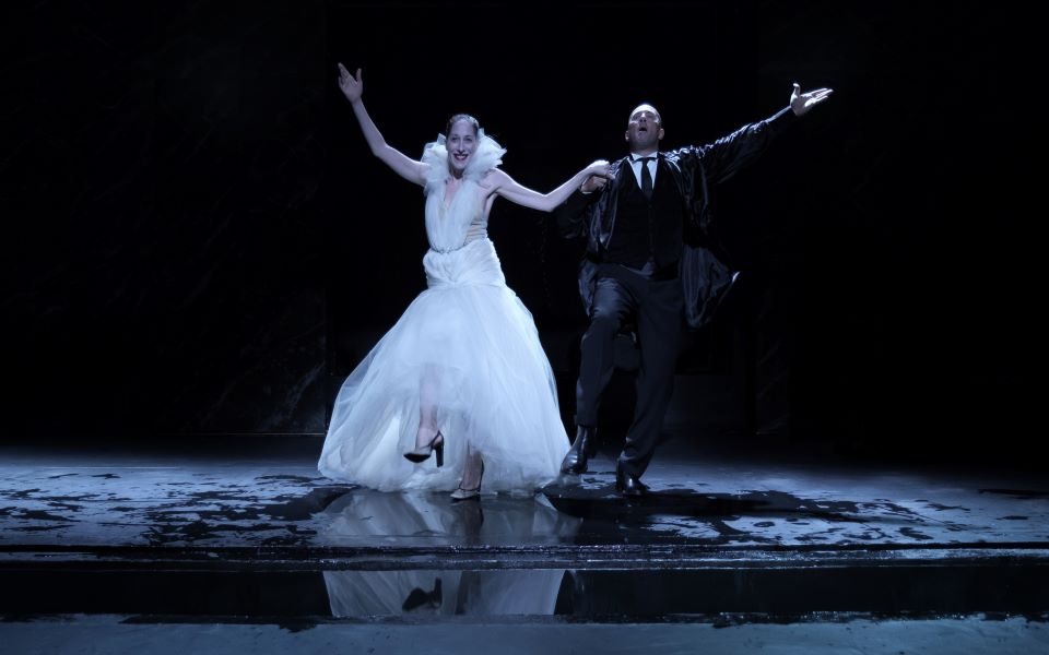 Η Κόρα Καρβούνη ξανά στην «Ευρυδίκη» μετά από οκτώ χρόνια-1