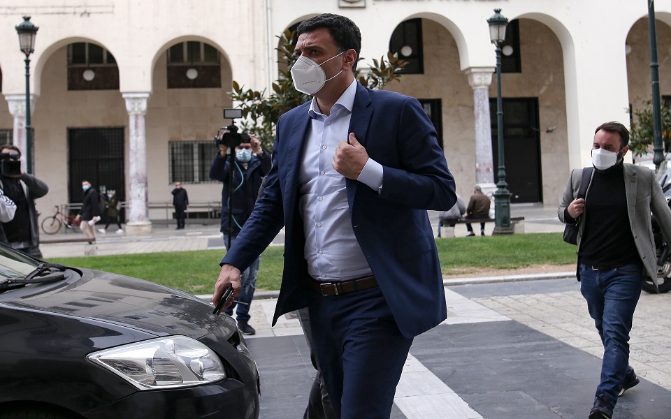 β-κικίλιας-ακόμη-50-κλίνες-μεθ-στη-βόρει-561153166