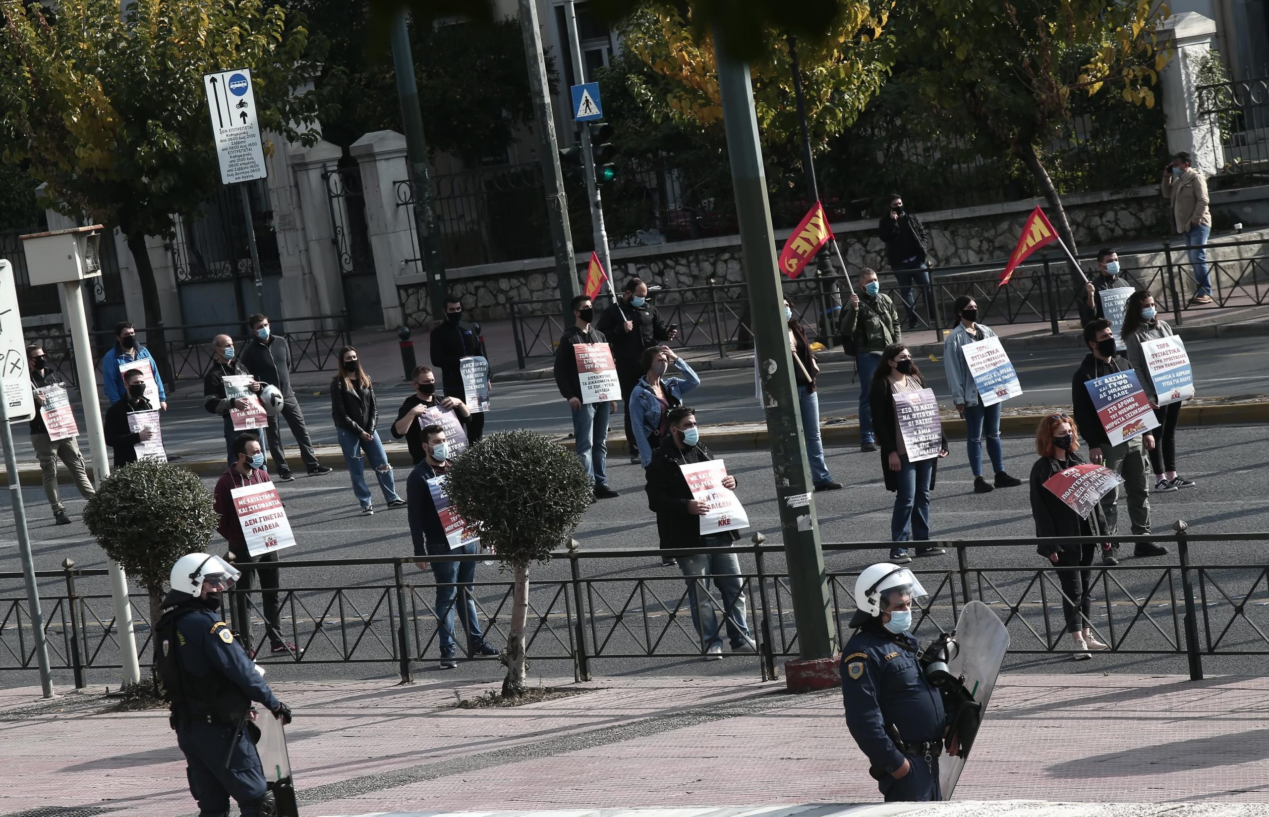 πολυτεχνείο-συμβολικές-ενέργειες-με-561161260