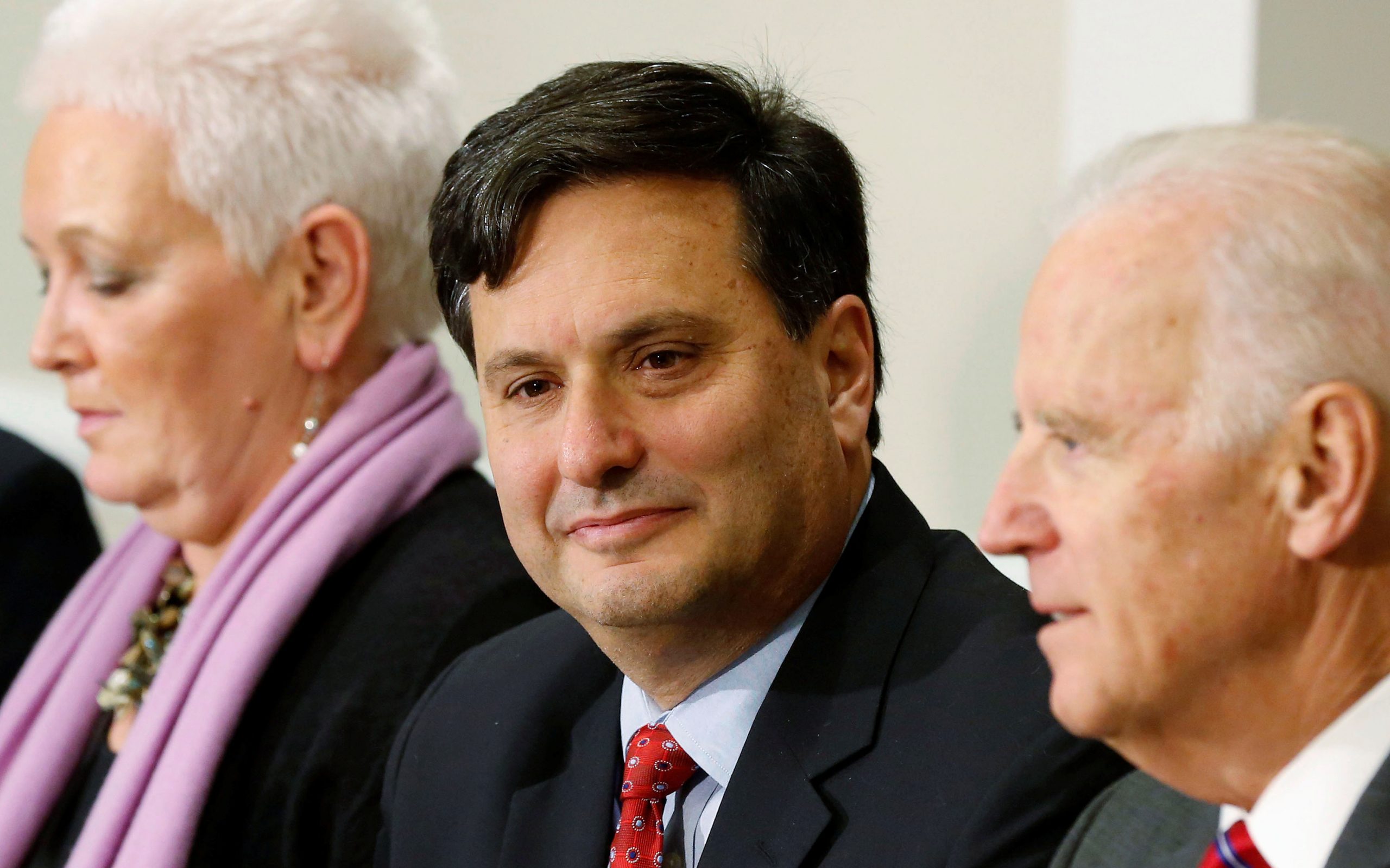 ρον-κλέιν-ποιος-είναι-ο-νέος-ισχυρός-άν-561154780