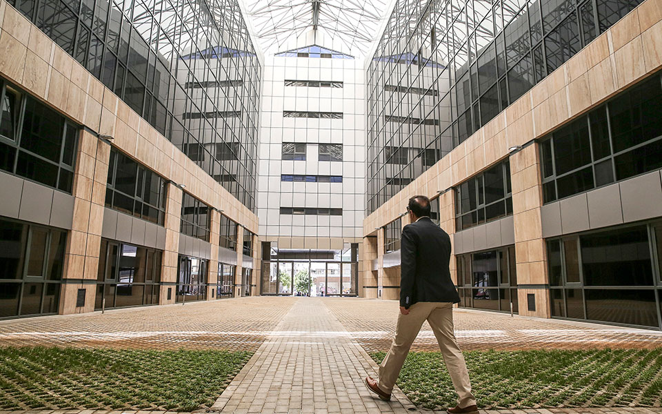 υπ-μετανάστευσης-εντός-έτους-η-μετεγκ-561175732