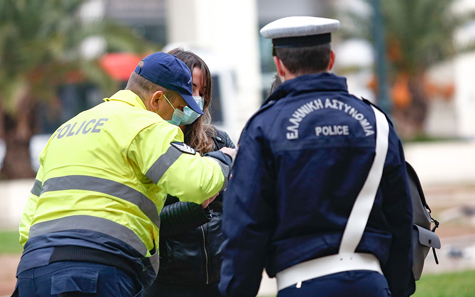 Επανέρχεται το sms στο 13033 – Τι ισχύει με τις βεβαιώσεις-1