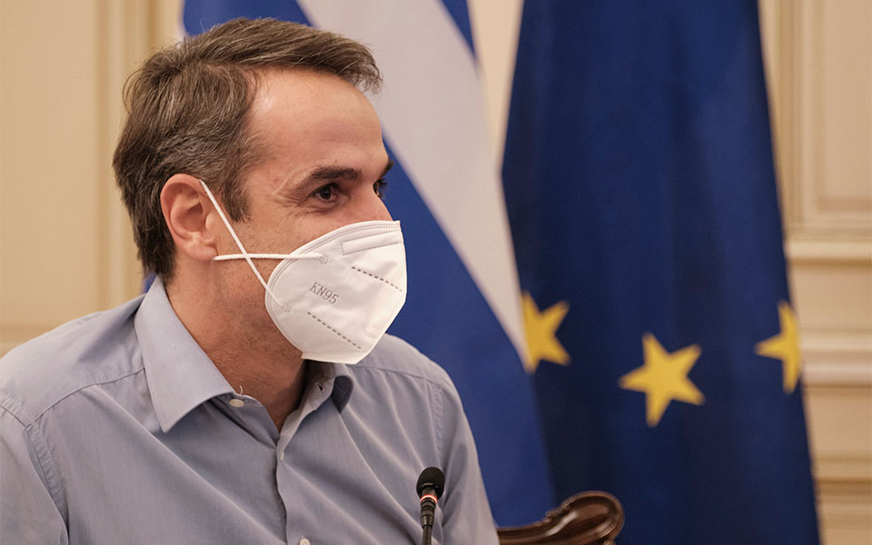 Κυρ. Μητσοτάκης σε εθελόντριες νοσηλεύτριες: «Βαθιά πατριωτική η πράξη σας»-2